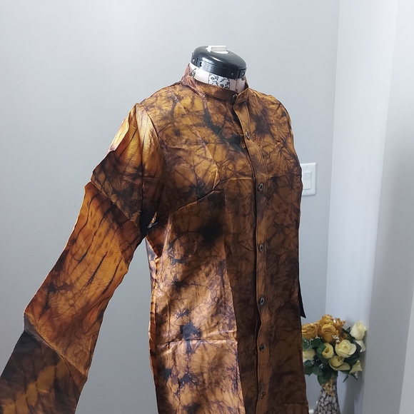 African adire silk caftan,Adire top and leggings - Picture 9 of 17